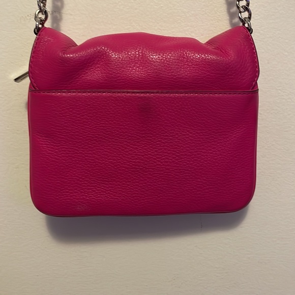 Michael Kors Jet Set Travel Hot Pink Multifunction Crossbody Purse. - Picture 3 of 8